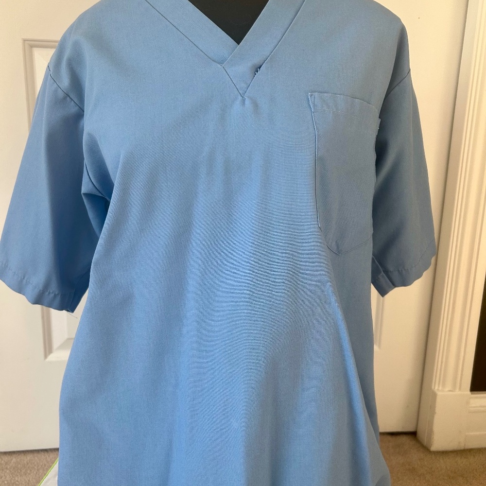 Avida Top & Bottom Medical Scrubs Size M Blue